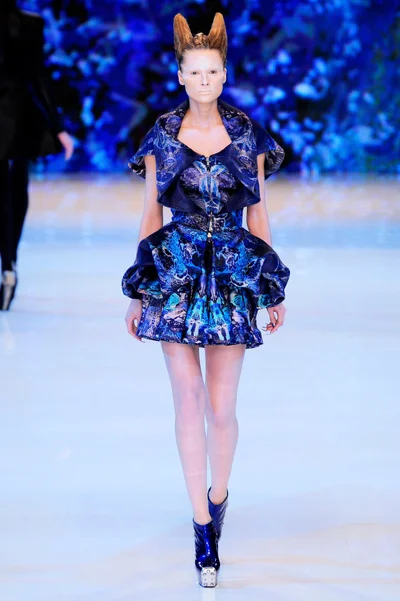 Look 39
